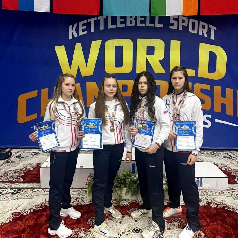 Спортсменки Самарской области стали призерами первого мира по гиревому спорту