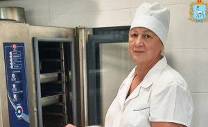 Шеф-повар детского сада «Белочка» Светлана Муратова: 40 лет у плиты ради детских улыбо